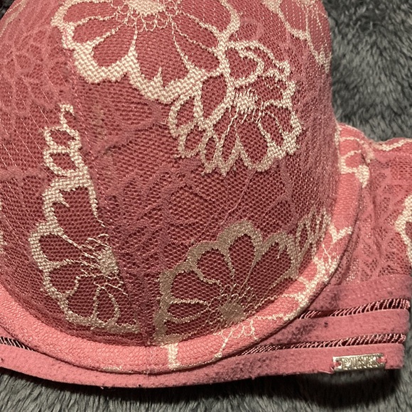VS PINK bra 💗 - Picture 4 of 6